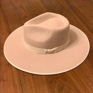 Winnipeg Hat - Cream